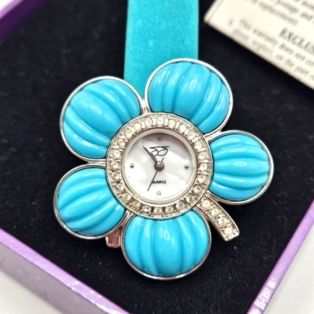 VINTAGE Suzanne Somers Blue Rhinestone Flower Watch Leather Band MOP Face Box